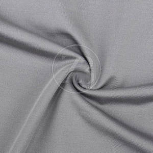 กางเกงขาสั้นผู้ชายแบบสวมใส่สบาย กระชับรูปทรง ขนาดสั่งทำได้ แห้งเร็ว ลายเรียบ เอวยางยืด ความยาวปานกลาง ผลิตจากโพลีเอสเตอร์ คุณภาพสูง ราคาถูก - Product Image 5