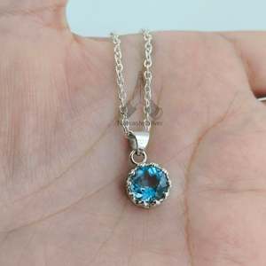 Collar de Cadena con Colgante Minimalista de Plata de Ley 925 Hecho a Mano con Flor y Topacio Azul, Gema Fina, Regalo - Product Image 6