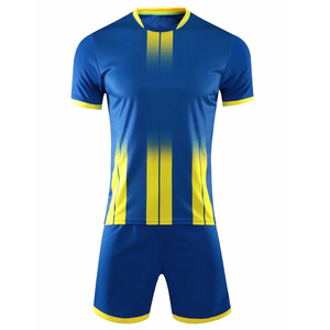 Ropa deportiva para adultos, conjuntos de uniformes de fútbol, venta directa, diseño de rayas, estampado por sublimación, ropa de fútbol, conjuntos de camisetas y pantalones cortos de fútbol - Product Image 1
