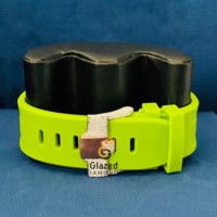 Montre automatique mécanique analogique de luxe personnalisée pour homme, en verre, avec un charme unique en acier inoxydable et des moissanites VVS étincelantes