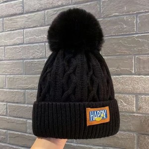 Gorro de Punto Acrílico 100%, Cálido, Bordado en 3D, Común para Hombres y Mujeres, Informal, para Invierno y Uso en el Hogar - Product Image 3