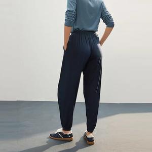 Vente en gros de pantalons de jogging confortables pour femmes, dernière conception, pantalons de survêtement confortables pour hommes, meilleure qualité - Product Image 2