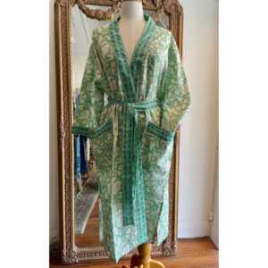 Bata de Baño Kimono con Estampado Floral Celadon, Tejido Suave, Talla Única para Primavera, con Botones y Cordón Ajustable, Transpirable, Ideal para Novias o Uso Casual - Product Image 5