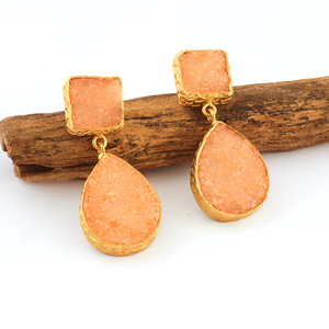 Pendiente de joyería de dama de honor de dos piedras, pendiente colgante druzy de azúcar naranja natural, pendientes de collar de textura de diseñador chapados en oro de 18 quilates - Product Image 3