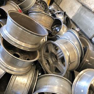 Gran cantidad de chatarra de ruedas de aluminio disponible directamente de fábrica Material de alta pureza para mercados de exportación - Product Image 4