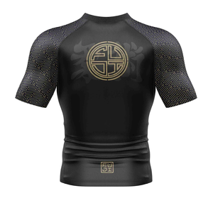 Haute qualité sur mesure hommes Rash Guard Anti-rides respirant léger manches courtes UPF50 + séchage rapide écologique - Product Image 3