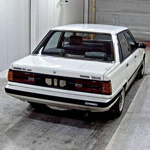 Usado To-yota Vista Sedan con servicio completo, diseño elegante y listo para conducir con confianza - Product Image 4