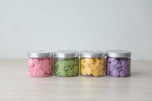 Vietnam Export Supplier OEM/ODM HALAL Solid Pink Compound <b>Chocolate</b> Strawberry Button Shape Cocoa Bakery Ingredient Use Hot - Product Image 5