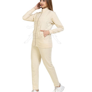 Survêtement de sport élégant avec tissu extensible et design moderne pour la salle de sport et les activités de plein air - Product Image 5