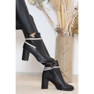 Öziş Giyim Stivali con tacco 7 Cm in pelle nera-10035.264. - Product Image 1