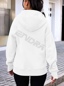 Jersey de mujer atlético de manga larga con cremallera recortada logotipo personalizado OEM entrenamiento de cordón con capucha deportes de invierno de algodón tejido ligero - Product Image 5