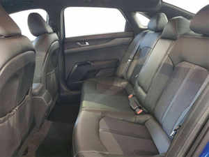 K5 2023 Usado en Excelentes Condiciones, Bajo Kilometraje, Transmisión Automática, Asientos de Cuero, Sin Accidentes y Listo para Enviar - Product Image 3