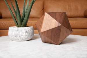 Urna de cremación contemporánea Urna moderna de madera de nogal para cenizas humanas urnas de perros - Product Image 5