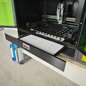<span class=keywords><strong>Máquina</strong></span> de Corte y Grabado Láser de Fibra de Escritorio LM-4030DF <span class=keywords><strong>para</strong></span> <span class=keywords><strong>Acero</strong></span> <span class=keywords><strong>Inoxidable</strong></span>, Latón, Procesamiento de Metales de Precisión, LaserMen - Product Image 5