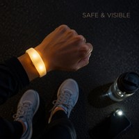 Bracelet lumineux LED étanche en silicone, bracelet promotionnel pour concerts, événements, course nocturne, vente en gros, OEM, ODM, direct