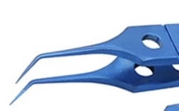 Pinzas Profesionales de Acero Azul con Punta en Ángulo de 45 Grados, 8.5 cm, Pinzas de Punta Fina McPherson, Manual, FUE, para Trasplante Capilar Médico - Product Image 2