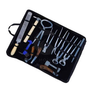 Kit de Herramientas de Herrador de Alta Calidad a Precio Económico, Acero Premium, Personalizado para el Cuidado de Cascos de Caballos y Ganado - Product Image 3