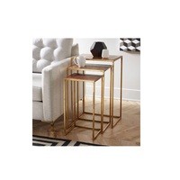 Dernier ensemble moderne de 3 tables d'angle en acier doré et durable avec dessus en marbre Table d'appoint ronde de salon pour la maison