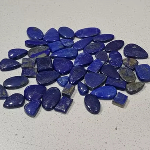 Cabochon de lapis-lazuli naturel de qualité supérieure, couleur bleue, pierre précieuse pour la fabrication artisanale de cabochons de lapis-lazuli, lisses et semi-précieux - Product Image 4