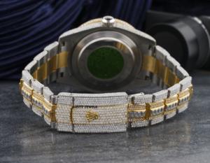 Reloj de Lujo con Moissanita Estilo Hip Hop en Dos Tonos Oro y Plata, Esfera y Brazalete con Diamantes VVS, Cierre de Mariposa, Estilo Vintage, Correa de Goma - Product Image 4