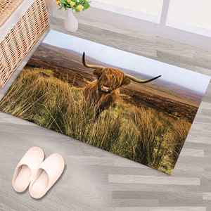 Alfombra de vaca de las Tierras Altas, alfombra rústica de animales de granja, tapete de suelo con estampado digital de la naturaleza escocesa, alfombra suave con pelo largo - Product Image 1