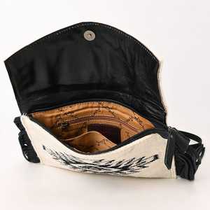 Nouveau sac bandoulière bohème en cuir véritable sculpté à la main avec motif floral pour femme, écologique - Product Image 5