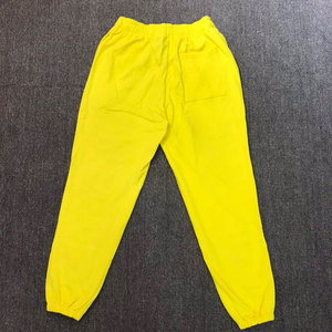Pantalones de chándal acampanados con lavado ácido para hombre al por mayor personalizados, ropa de calle de lona ligera, pantalones para correr con estampado abullonado apilados lavados con ácido - Product Image 5