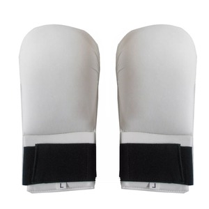 Gants d'équipement d'entraînement de karaté avec protège-tibia et protège-cou-de-pied protège-pied sur mesure équipement de combat de karaté nouveaux gants de fabrication - Product Image 3
