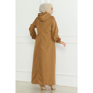 Abrigo Largo Tipo Gabardina para Mujer, Marca Armal, Color Taba, con Cierre de Doble Botonadura, Capucha con Cremallera, Impermeable, Modelo 19217 - Product Image 4