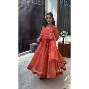 Presentamos la nueva colección de diseñadores en Faux Georgette con bata de trabajo bordada y conjunto Dupatta completamente cosido listo para usar - Product Image 1