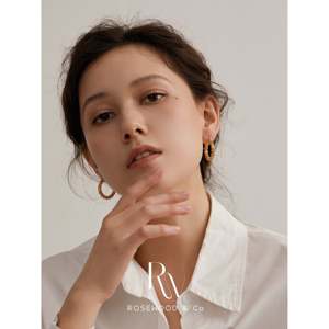 Orecchini a Cerchio Dorati Inossidabili, Mezzo Cerchio Lucido Vintage, Grandi Cerchi Placcati Oro, Orecchini a Cerchio Minimalisti Religiosi, Regalo per la Mamma - Product Image 2