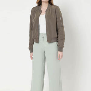 เสื้อแจ็คเก็ตบอมเบอร์ผู้หญิงขายส่งจากโรงงาน |   เสื้อแจ็คเก็ตแขนยาวลำลองราคาประหยัดสำหรับผู้ใหญ่ |   เสื้อแจ็คเก็ตบอมเบอร์แฟชั่นคุณภาพสูง - Product Image 2