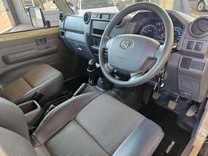 รถ SUV มือสอง ปี 2024 เครื่องยนต์ 8 สูบ เกียร์อัตโนมัติ 6 สปีด เบาะหนังคุณภาพสูง พวงมาลัยขวา/ซ้าย หลังคาซันรูฟ ขาย - Product Image 5