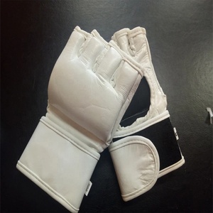 ถุงมือฝึกซ้อม MMA แบบครึ่งนิ้ว สีแดง หนัง PU ปิดด้วยเวลโคร อุปกรณ์ศิลปะการต่อสู้สำหรับทุกเพศ - Product Image 4