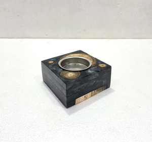 Quemador de Bakhoor Árabe Contemporáneo, Diseño Cuadrado, Hecho a Mano, Ecológico, de Madera de Acacia y Resina, para Decoración Religiosa del Hogar - Product Image 5