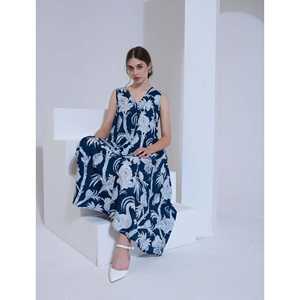 Robe de soirée bleue évasée Peacock Garden, col carré, taille empire, tissu respirant de haute qualité, tailles XS-XXL, idéale pour les occasions printanières - Product Image 2