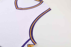 Conjunto de camiseta de baloncesto de alta calidad, uniforme de malla de secado rápido, ropa deportiva transpirable con logotipo personalizado, sublimación de poliéster de tamaño XS - Product Image 5