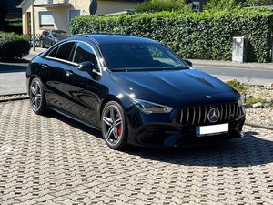 2020 Mercedes-Benz CLA 45 AMG GCC พวงมาลัยซ้ายใช้เบาะหนังขับ AWD Euro6ควบคุมความเร็วคงที่