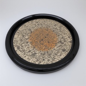 Placa de cargador de hierro de bronce satinado esmalte metálico suave textura de pátina rústica diseño Art Deco ligero para cena elegante - Product Image 5