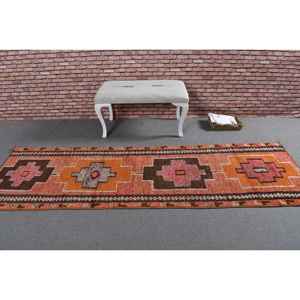 Alfombra Turca Vintage de Lana Naranja Herki, 2.8x8.9 pies - Product Image 3