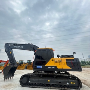 Vente flash : Excavatrice Volvo EC210 d'occasion, système hydraulique robuste, excellent état de fonctionnement pour les projets de construction et d'exploitation minière - Product Image 2