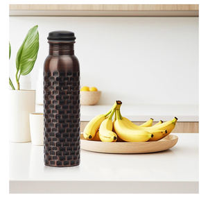 Vaso de acero inoxidable de calidad superior Estilos de lujo Botella de agua de cobre puro de buena calidad con embalaje Premium para viajes - Product Image 6