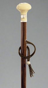 Bâton de marche en bois de canne avec cadeau de sculpture personnalisé ou aide à la mobilité pour hommes et femmes bâton de marche en bois fabriqué à la main - Product Image 6