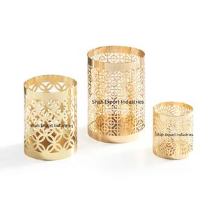 Bougeoir votif rond en laiton découpé au laser fini or ensemble de 3 pour la maison et la décoration de Noël - Product Image 3