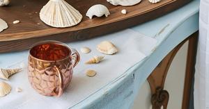 La tasse en cuivre pur faite à la main avec un design attrayant et une poignée ronde garde les boissons saines au chaud-Tasse en cuivre unique - Product Image 4