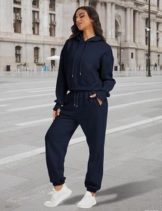 ชุดวอร์มครอปท็อปสำหรับผู้หญิงชุดวอร์มมีฮู้ดและกางเกงวิ่งสำหรับผู้หญิงทันสมัยปรับแต่งได้ - Product Image 6