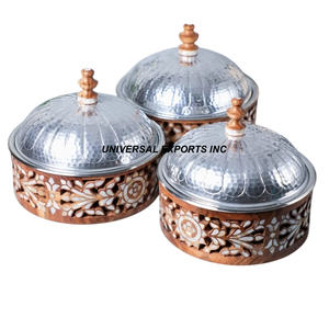 Ensemble de trois casseroles de cuisine à double paroi martelée Ensemble de trois chauffe-plats de luxe en métal - Product Image 2