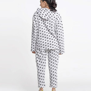 Chándal de mujer de invierno de calidad superior Diseño de dos piezas Tu propio chándal de manga larga para mujer - Product Image 2