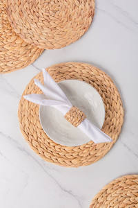 Manteles individuales redondos de jacinto de agua Manteles individuales de mimbre hechos a mano de Vietnam - Product Image 3