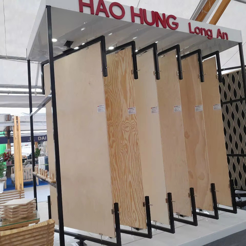 Top Choice Poplar Plywood 12-15-18-21mm Thickness Reusable with Smooth Waterproof Anti-Slip Features  From Vietnam Factory